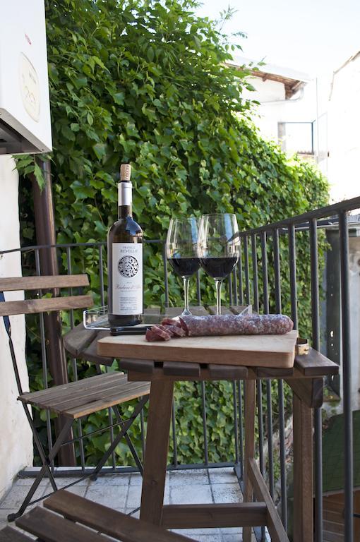 Di-Vinodormire La Morra Eksteriør bilde